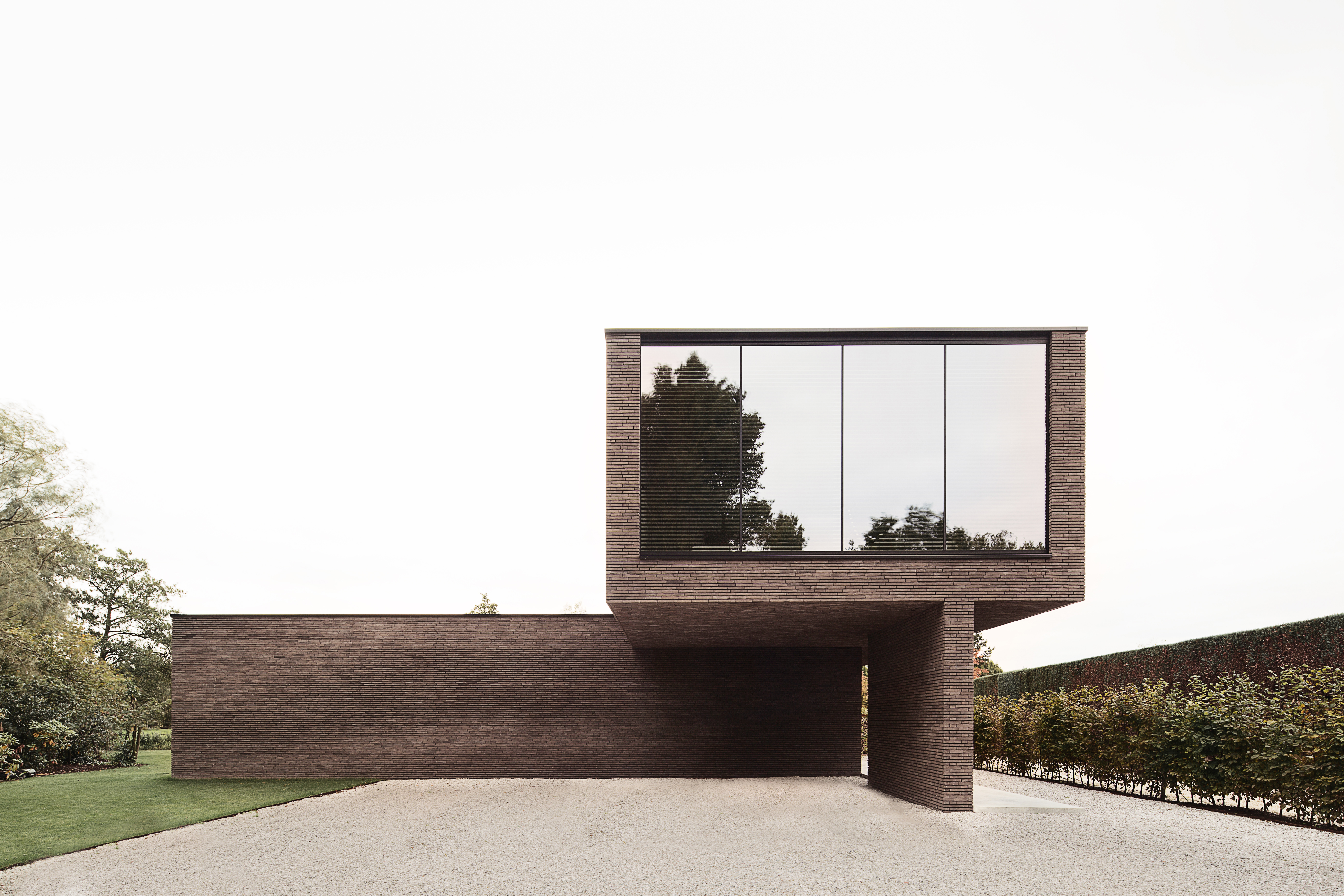 Slanke gevelsteen Linea7 7022 in harmonie met de natuur