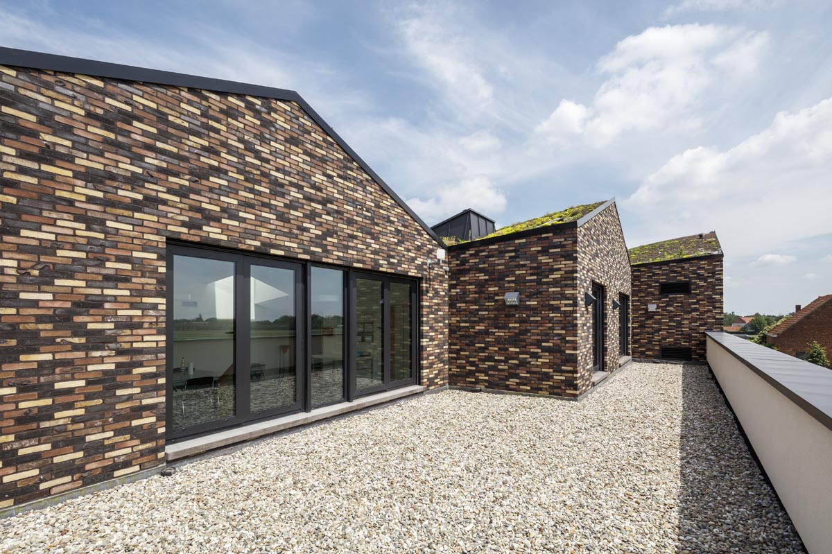 Expressieve baksteenarchitectuur met Nature7 mix, een combinatie van elegantie en karakter