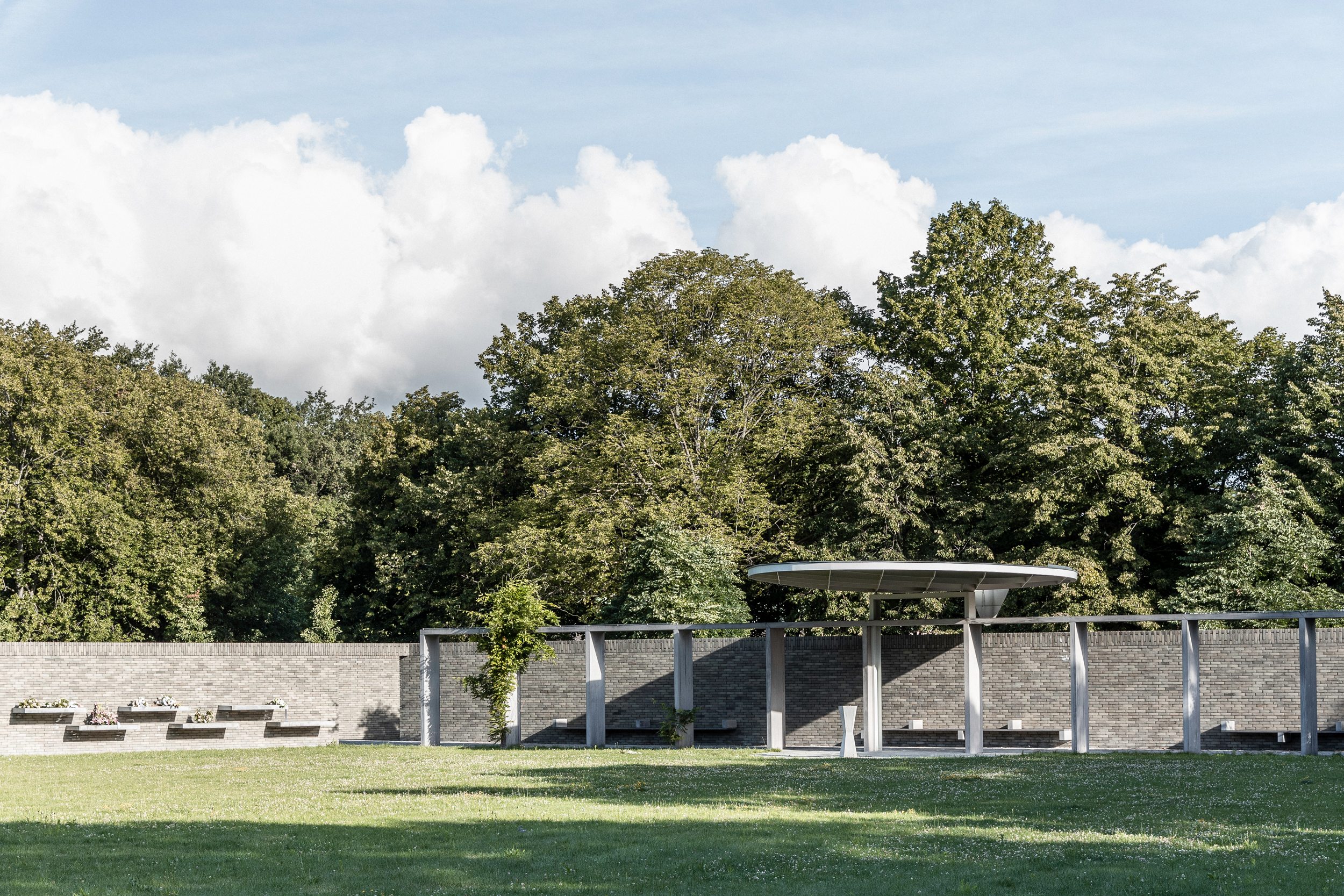 sEptEm gevelsteen vormt een mooi huwelijk met beton in ontwikkeling van nieuw asbestemmingsgebied